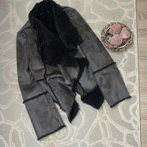 NWOT🌷DOLCE CABO🌷Gray faux shearling jacket